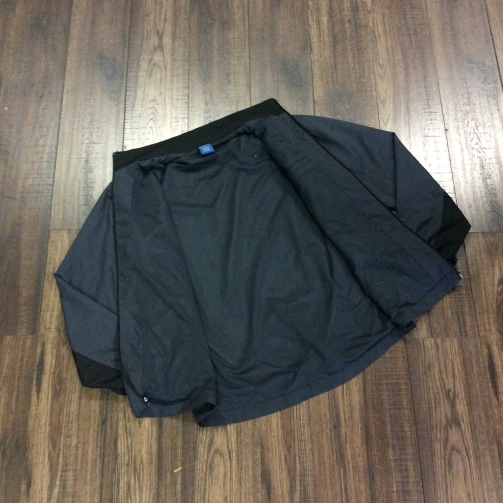 Gray Reebok Windbreaker - Picture 3 of 4